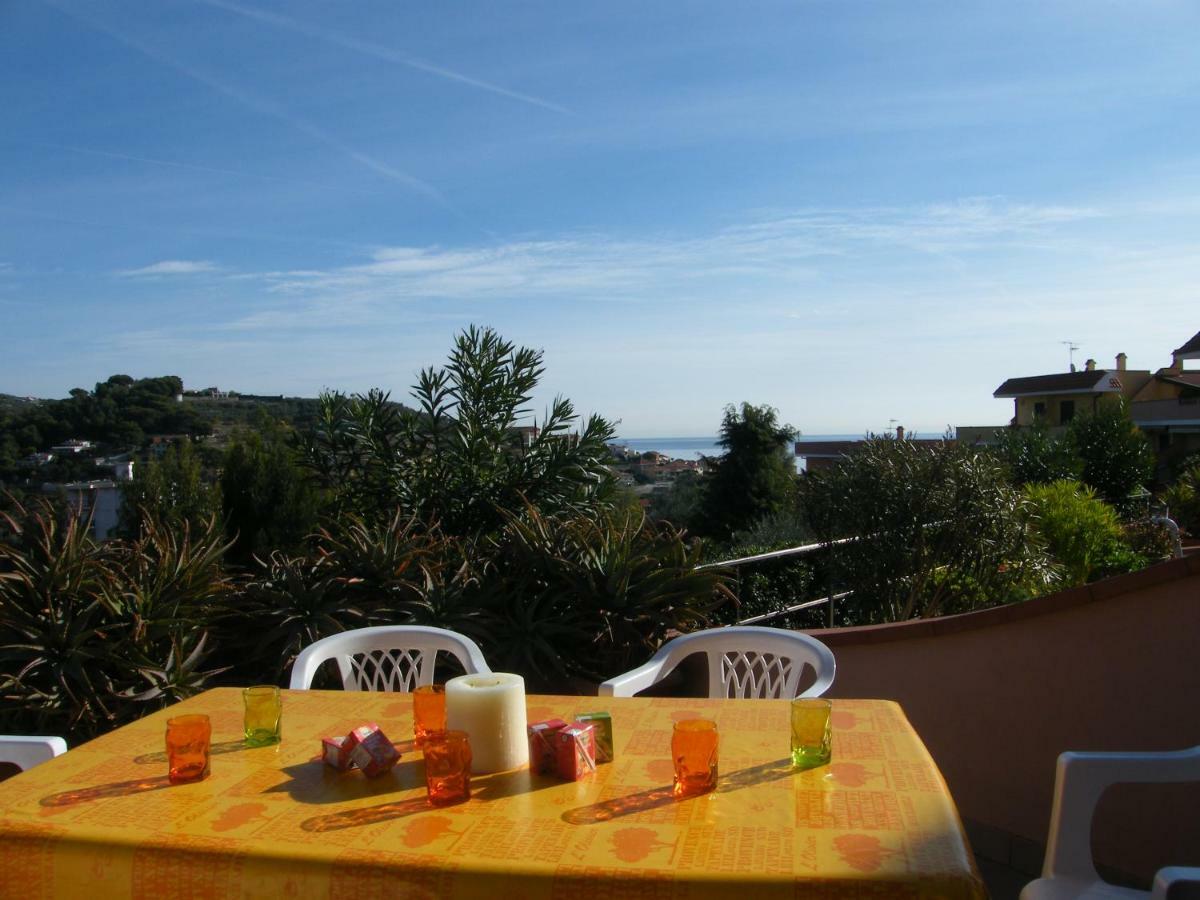 Casa Di Rino Villa San Lorenzo al Mare Exterior photo